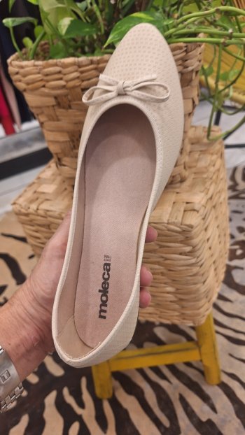 Sapatilha 39 Moleca bege